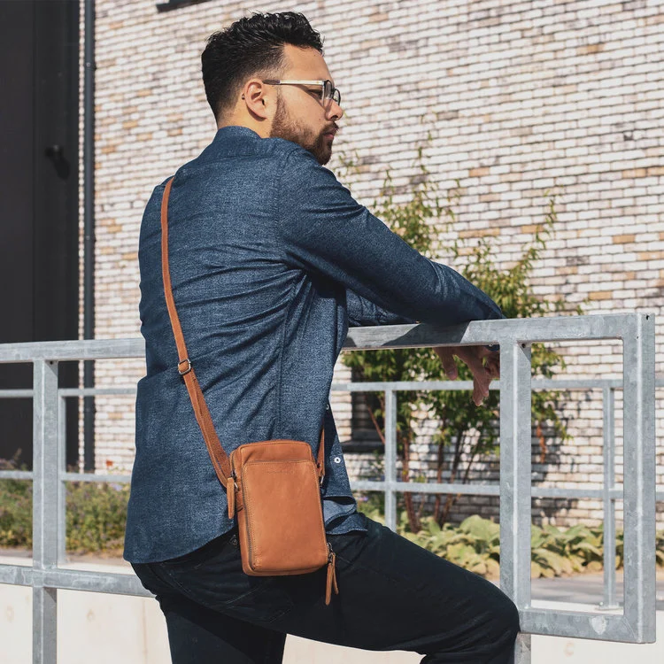 Chesterfield Handytasche Leder Hamilton cognac Chesterfield Handytasche Leder Hamilton cognac